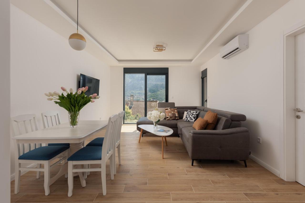 Berge Apartments Kotor Buitenkant foto