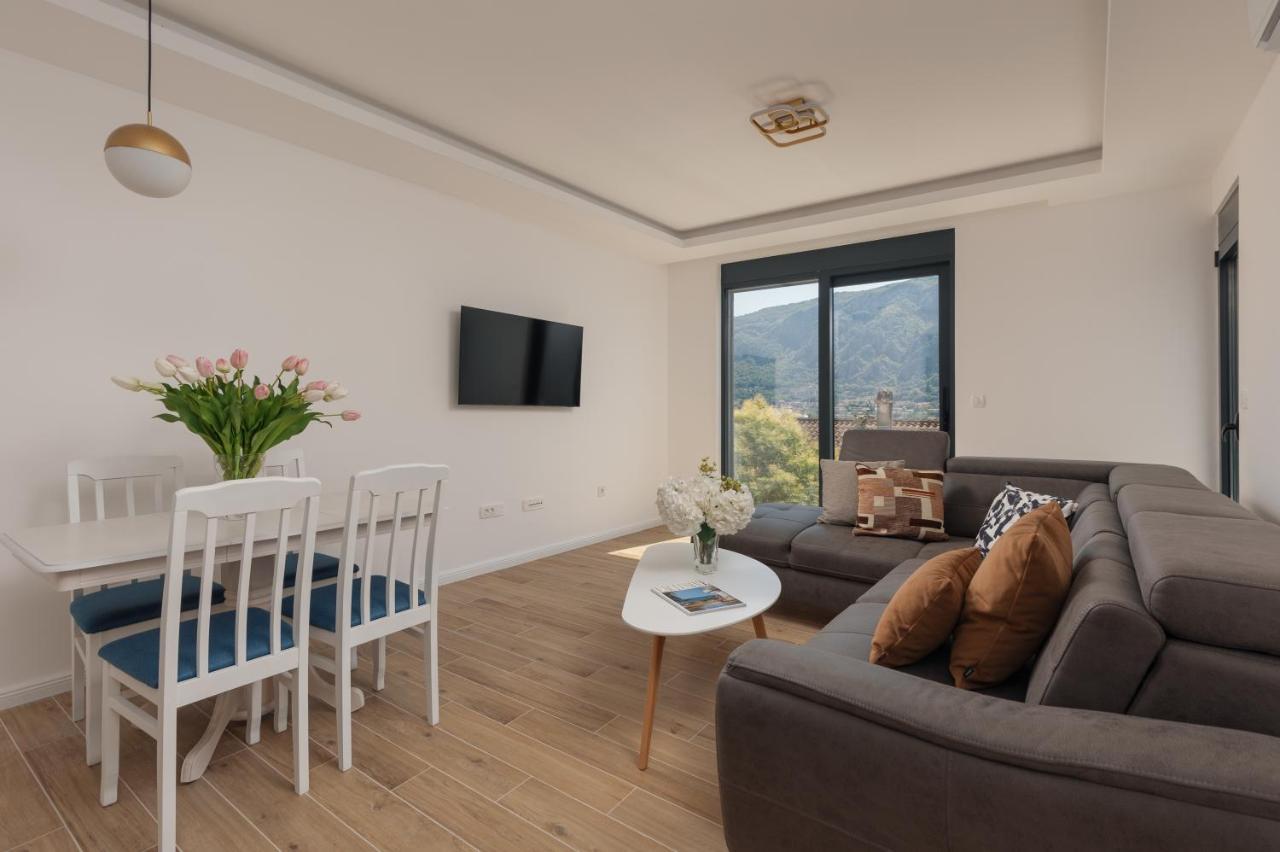 Berge Apartments Kotor Buitenkant foto