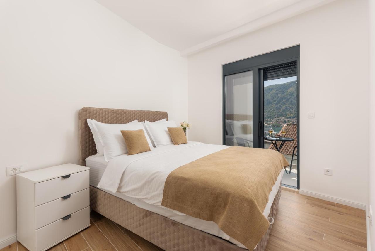 Berge Apartments Kotor Buitenkant foto