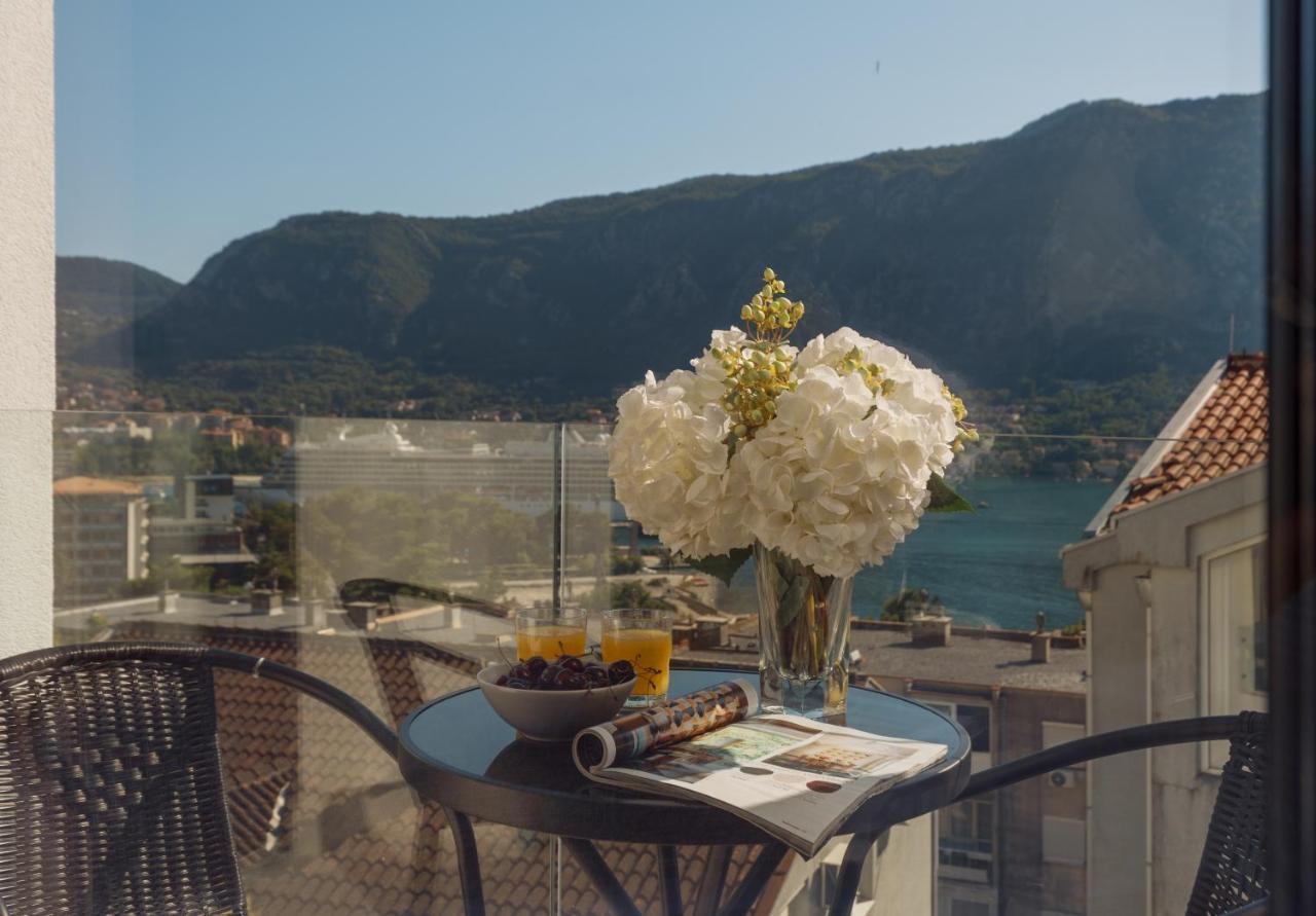 Berge Apartments Kotor Buitenkant foto