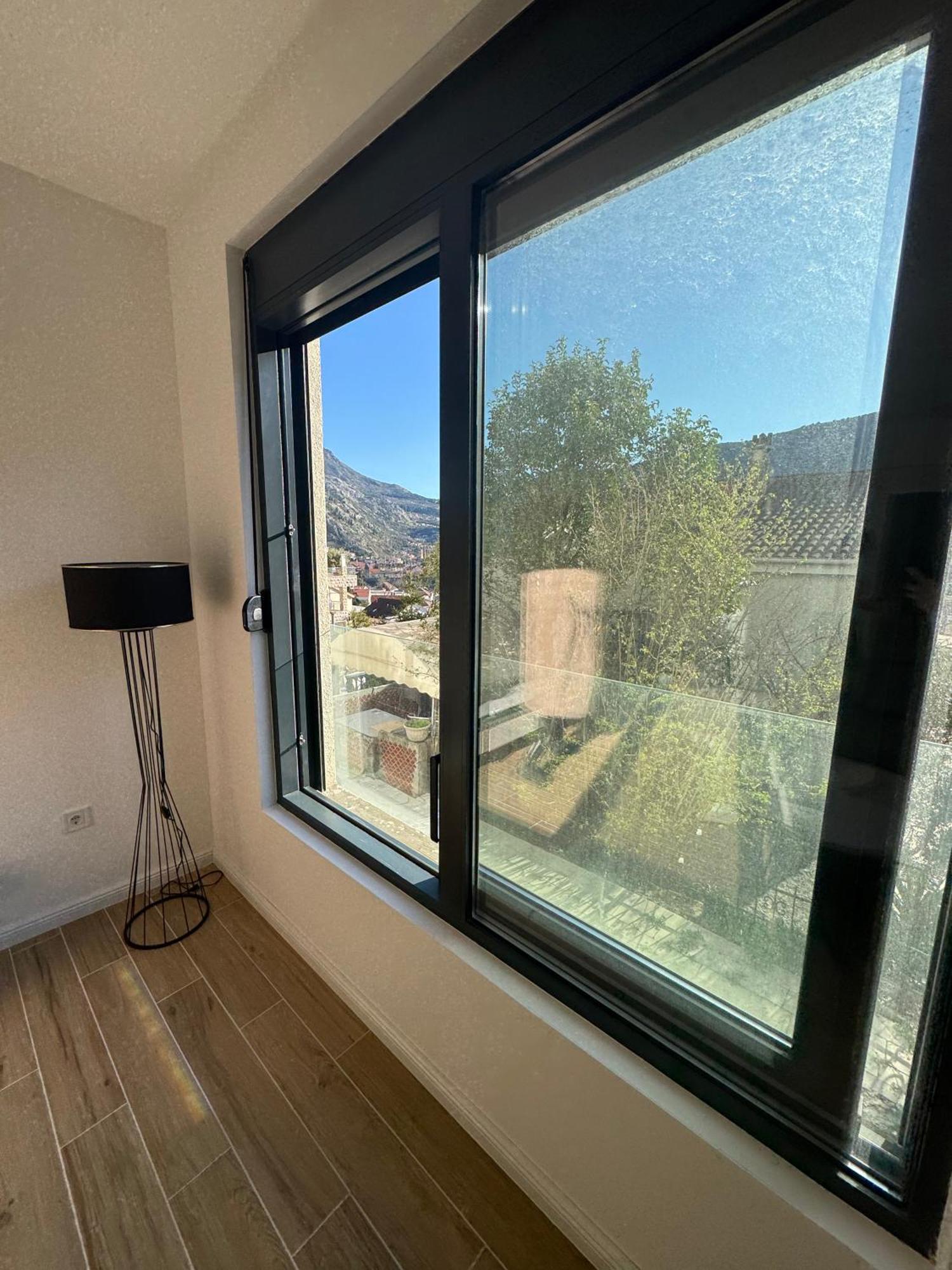 Berge Apartments Kotor Buitenkant foto
